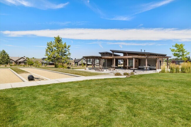 Building Photo - Tetherow Luxury 4 Bedroom Home