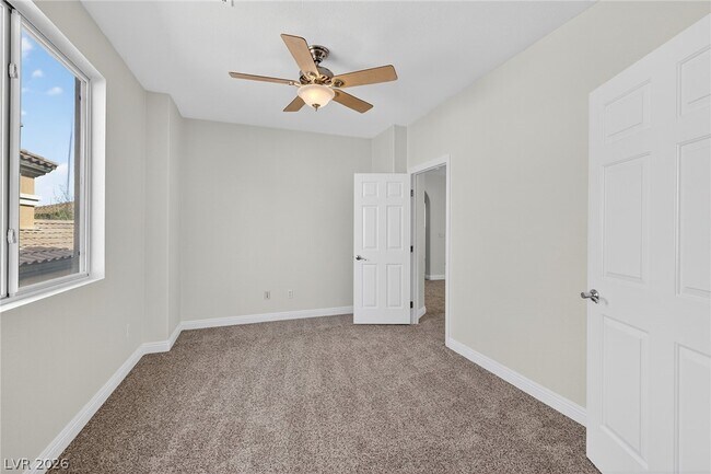 Building Photo - 1149 Oberlin Ct