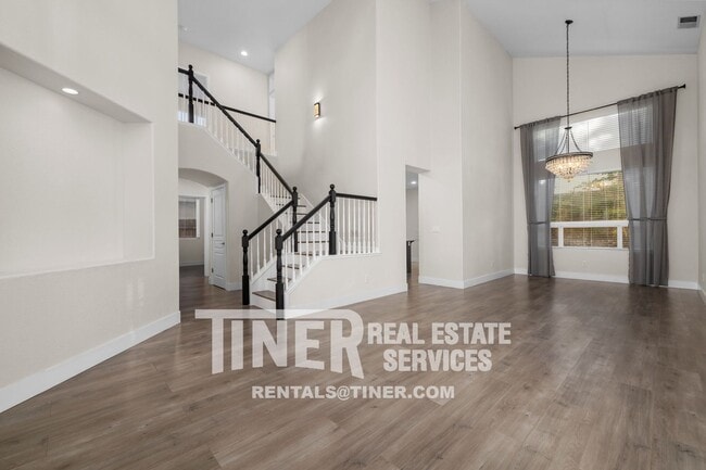 Building Photo - 3205 Corniche Ln