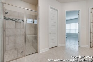 Building Photo - 1114 Aidenbaum