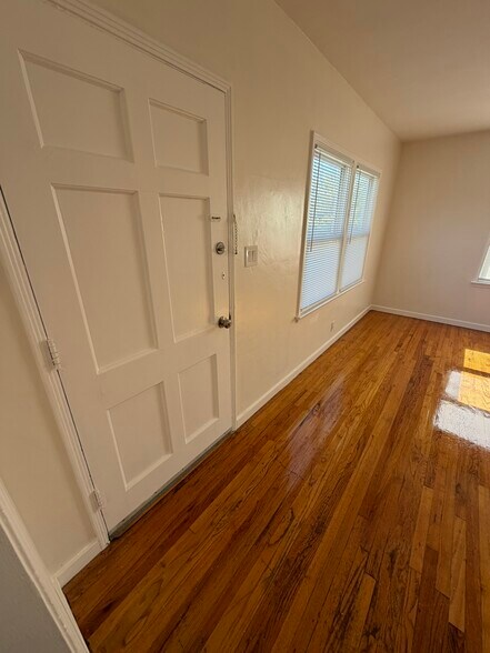 Building Photo - 1783 S Marvin Ave