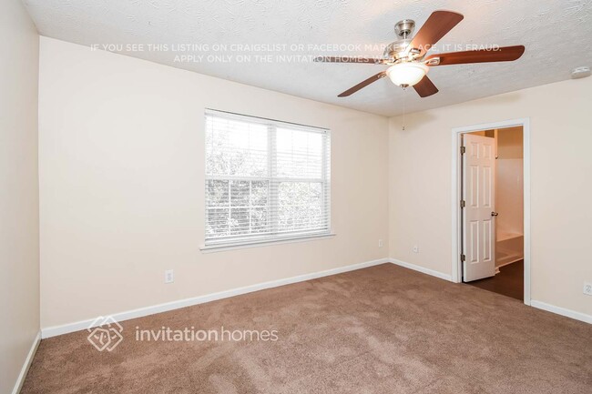 Building Photo - 566 Windcroft Cir NW