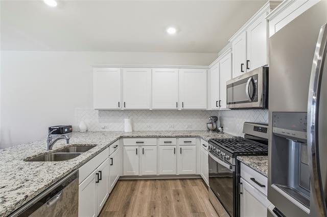 Building Photo - 1540 Princeton Dr