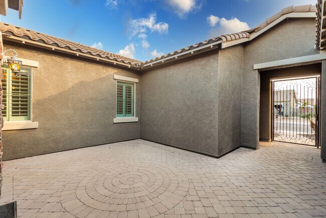 Building Photo - 3132 E Athena Ct