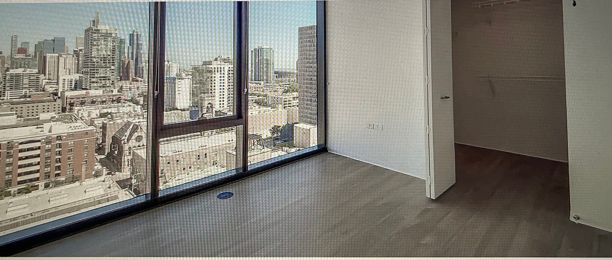 Building Photo - 2110 S Wabash Ave