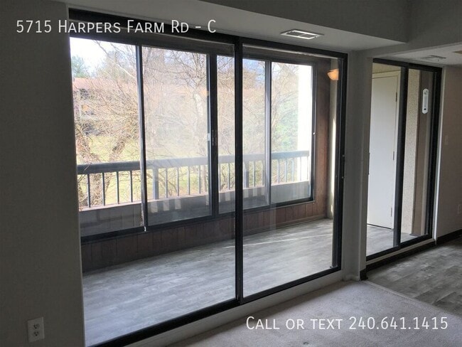 Building Photo - 5715 Harpers Farm Rd