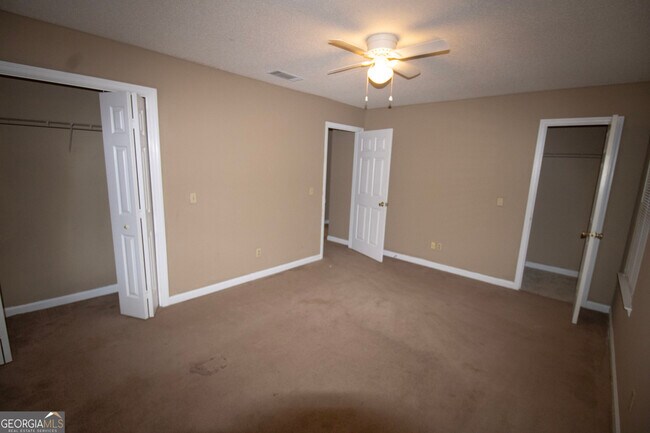 Building Photo - 1610 Drayton Ln