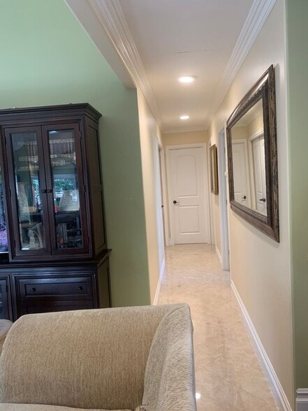 Building Photo - 24151 El Tiradore Cir