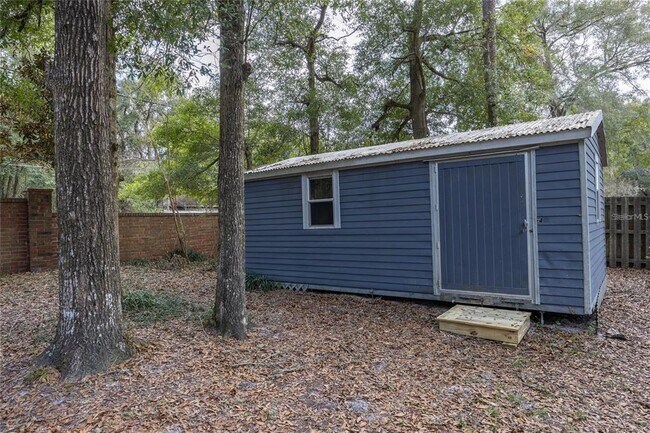 Building Photo - 2103 SW 75th Terrace