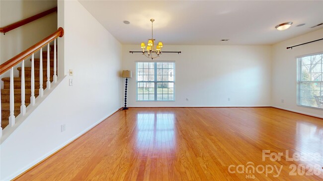 Building Photo - 2102 Big Pine Dr