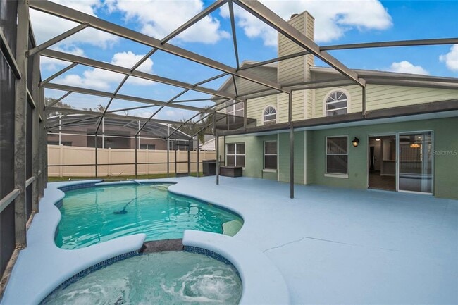 Building Photo - 2705 Stone Oak Dr