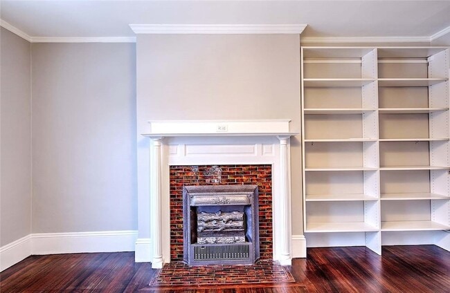 Building Photo - 118 Everett Ave