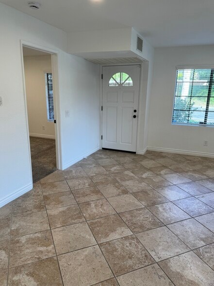 Building Photo - 13095 Wimberly Sq