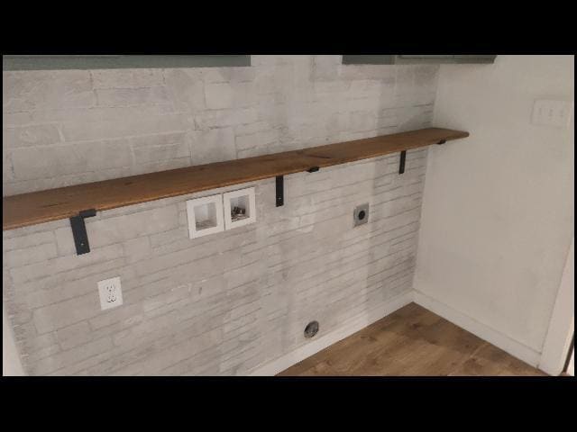 Building Photo - 1350 N Parker St