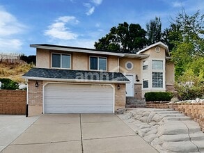 Building Photo - 3327 N 1050 E
