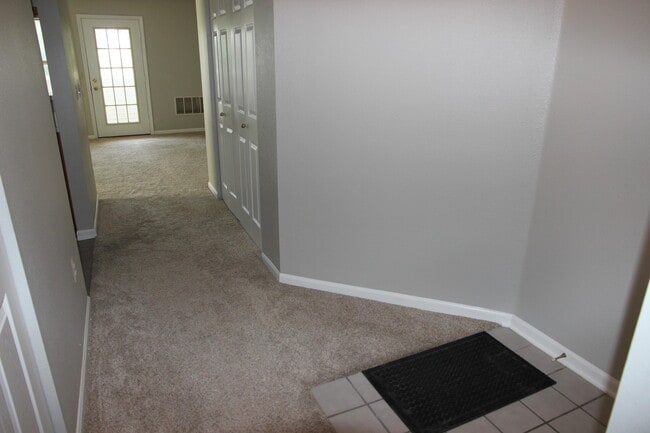 Building Photo - 1774 Weatherstone Dr
