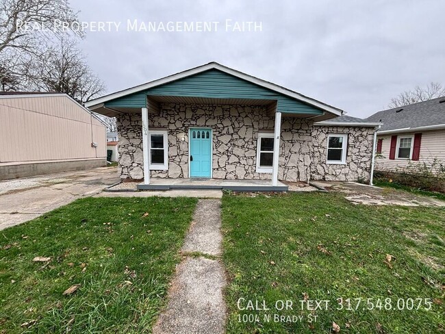 Building Photo - 3-Bedroom house