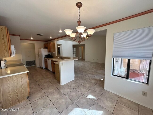 Building Photo - 3809 E Desert Flower Ln