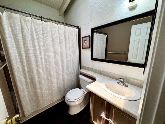 Building Photo - 2BR / 1BA Standalone Cottage for Rent – Kihei