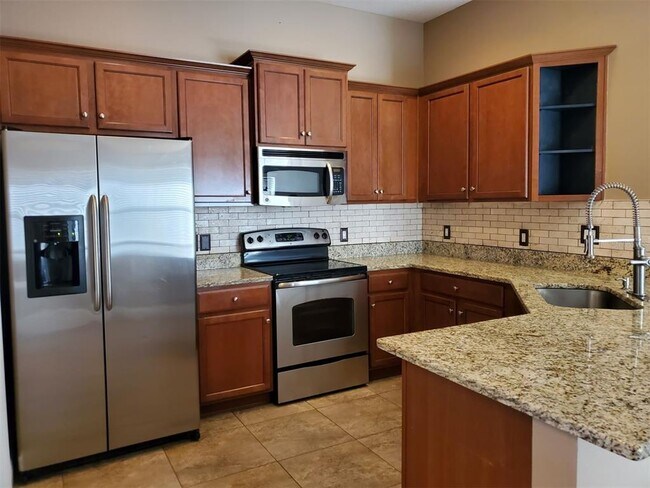 Building Photo - 10737 Standing Stone Dr