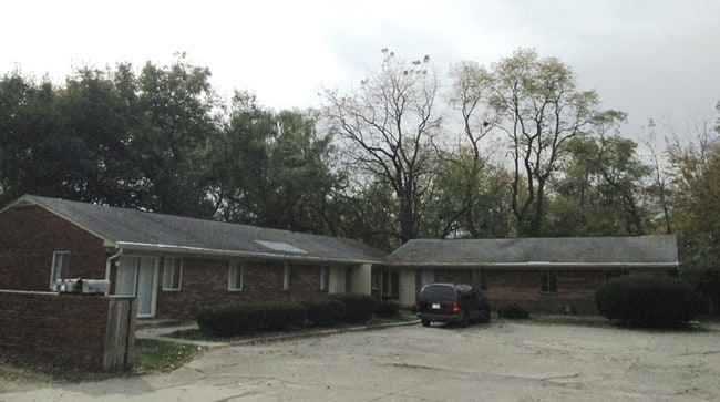 Primary Photo - 2258 N Hawthorne Ln