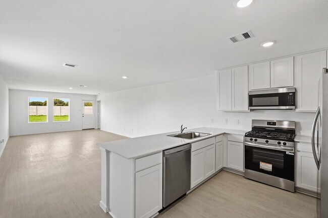 Building Photo - 26931 Feather Reed Dr