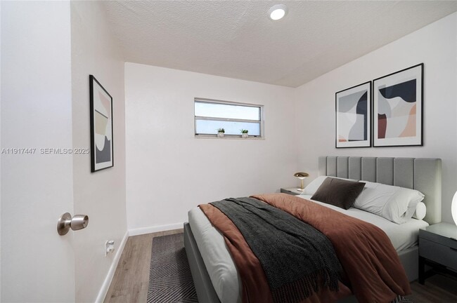 Building Photo - 2463 Coral Wy