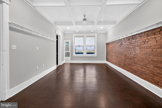 Building Photo - 3015 13th St NW