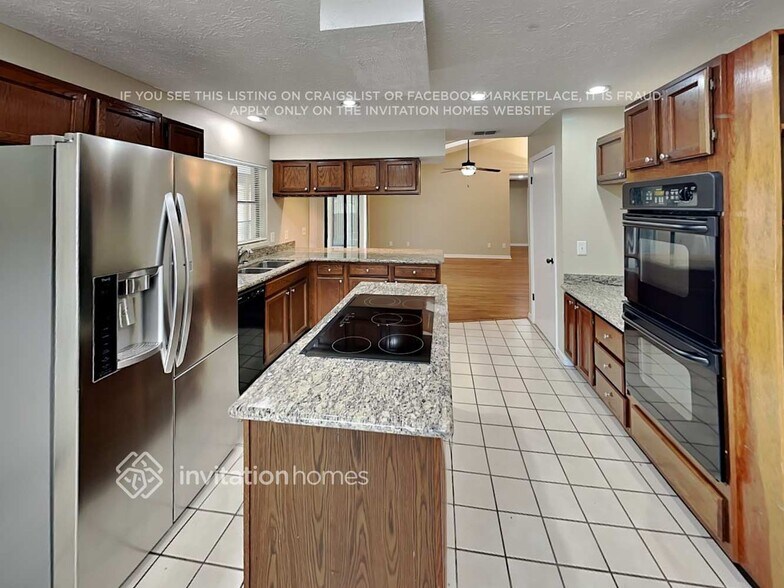 Building Photo - 1432 Buckner Rd
