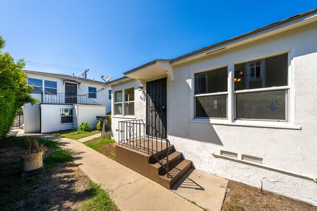 Building Photo - 3628 Highland Ave