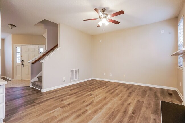 Building Photo - 112 Norrostown Pl