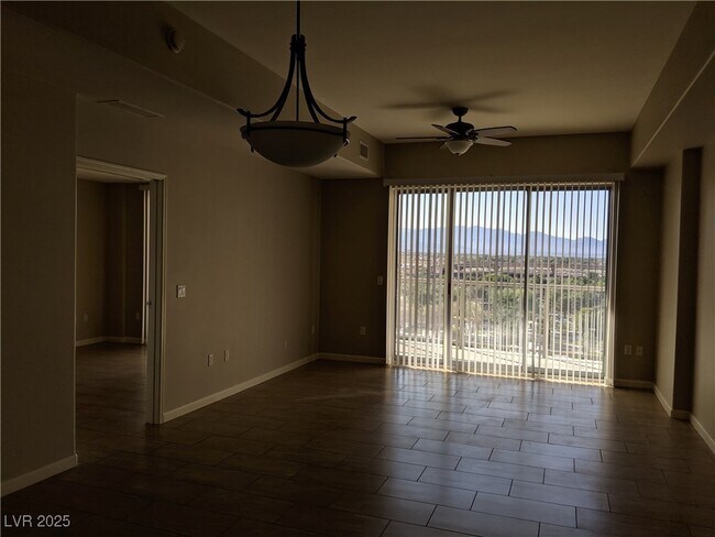 Building Photo - 8255 S Las Vegas Blvd