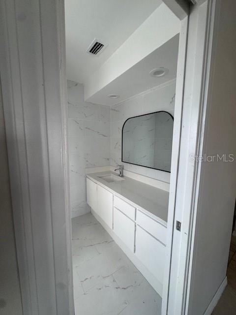 Building Photo - 216 Palm Island NW