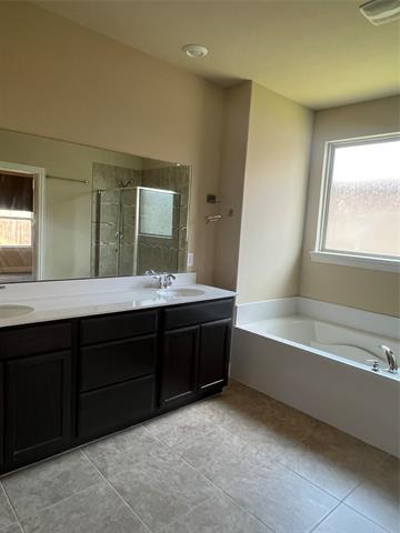 Building Photo - 3805 Tunstall Dr