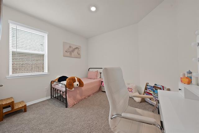 Building Photo - 9720 Lariat Dr