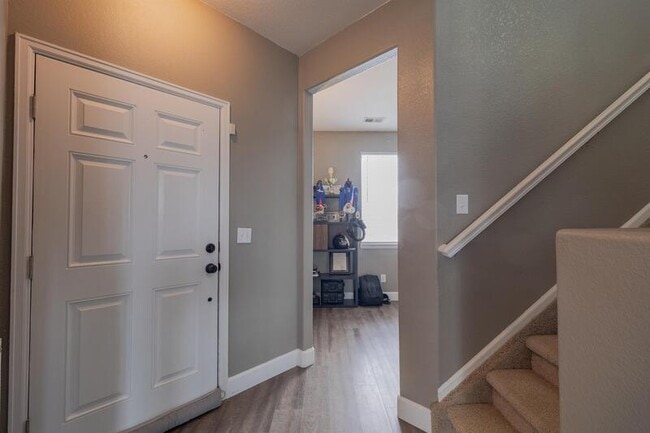 Building Photo - 1245 S Flatrock Cir