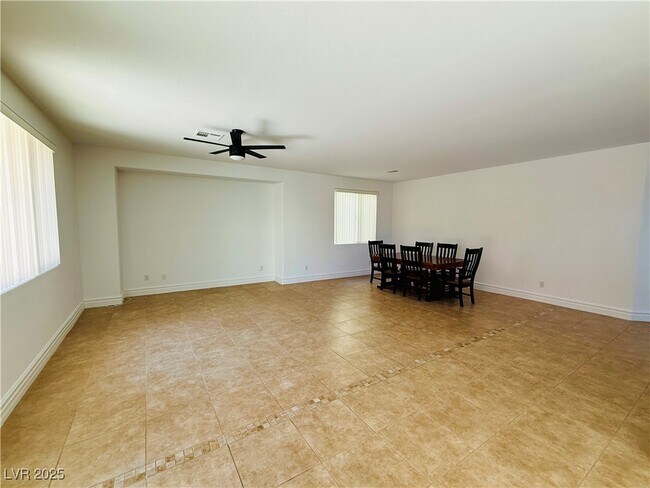 Building Photo - 9725 Kampsville Ave