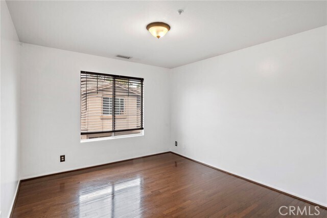 Building Photo - 278 Woodcrest Ln