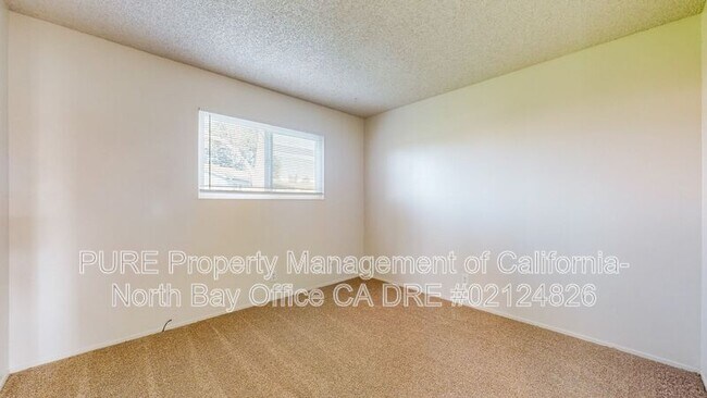 Building Photo - 1139 St Anthony Ln