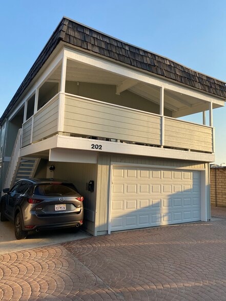 Building Photo - 202 David Dr