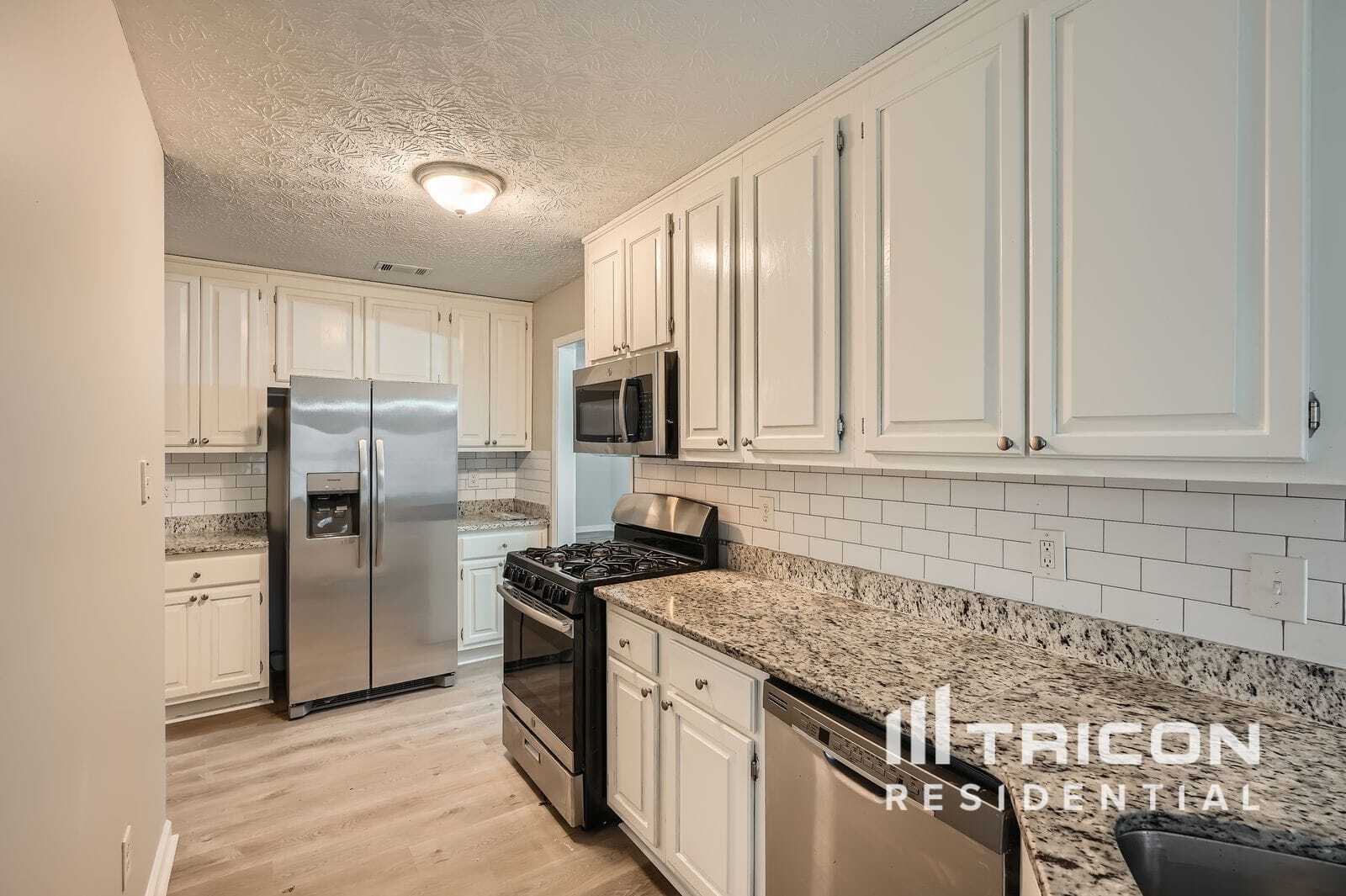 Building Photo - 1761 Silver Leaf Ct SW
