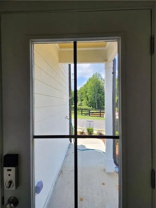 Building Photo - Spacious 3BR Townhome in Lawrenceville