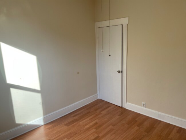 Building Photo - 31 Blakeley Pl