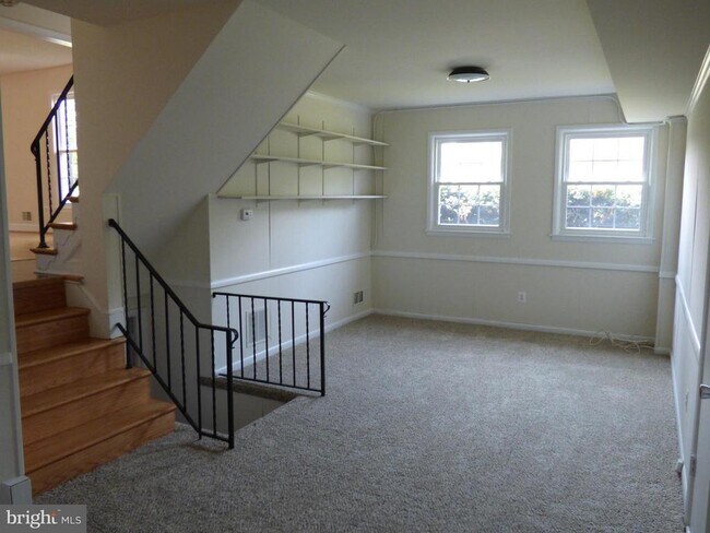 Building Photo - 7815 Fulbright Ct