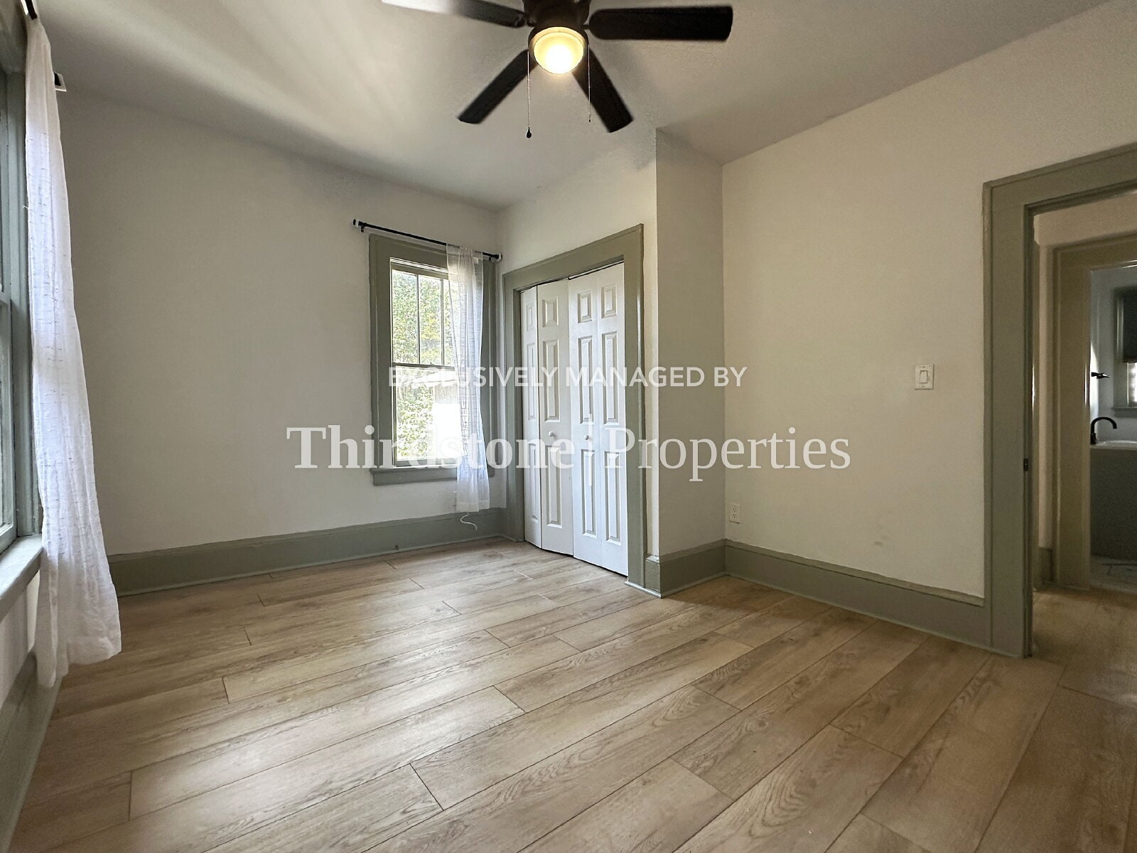 Building Photo - 2030 Redwing St