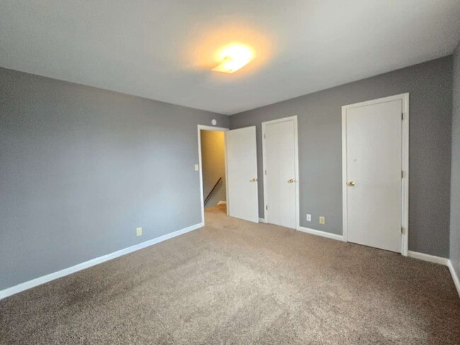 Building Photo - 351 Peabody Dr