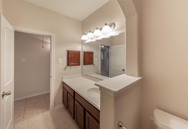 Building Photo - 314 Trillium Dr