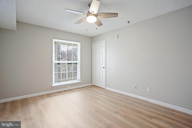 Building Photo - 1504 Lincoln Way
