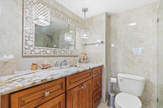 Building Photo - 3224 S Ocean Blvd