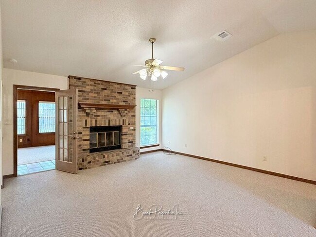 Building Photo - 325 S 73rd Ave